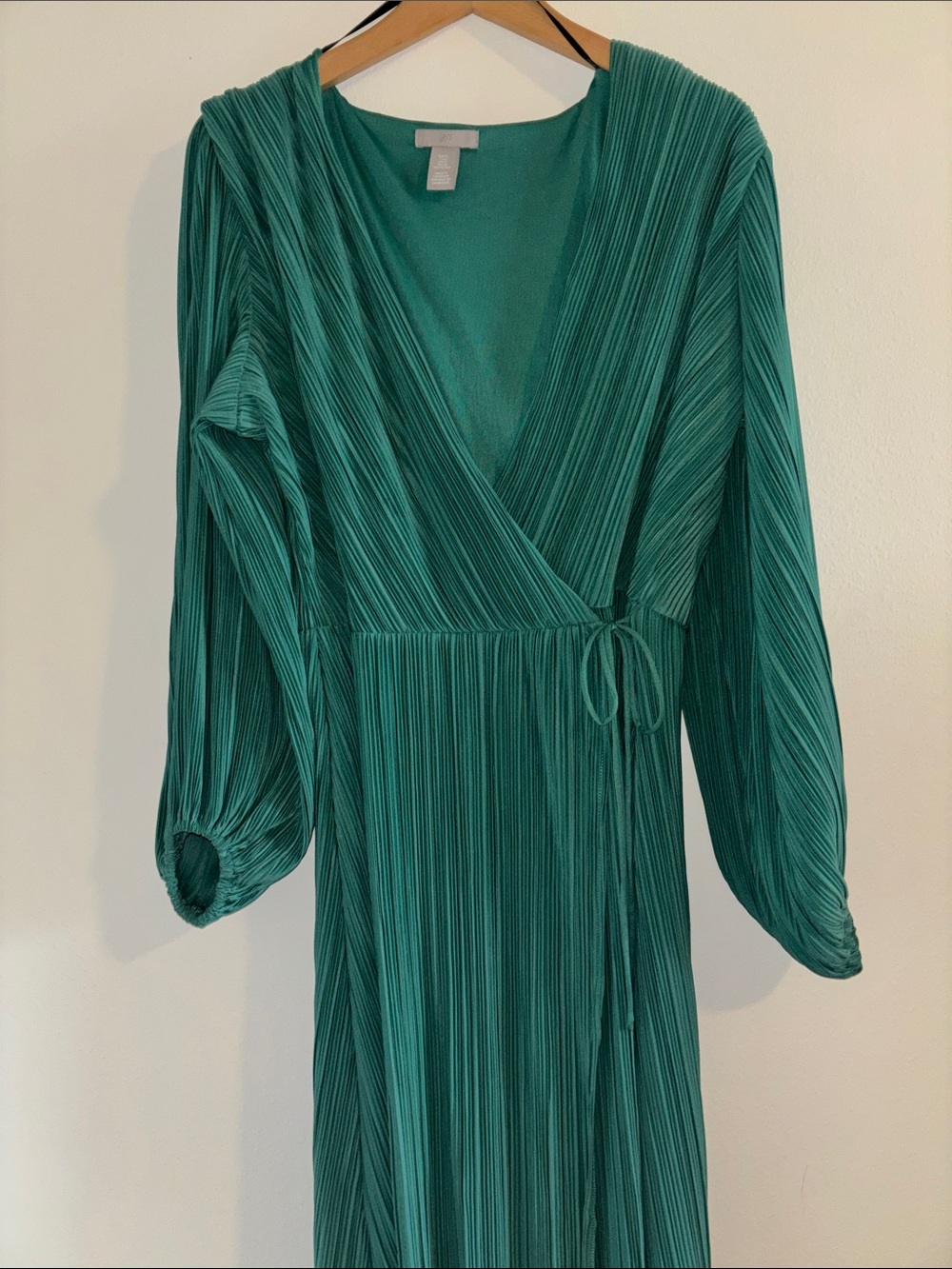 H&M Green Long Sleeve Pleated Wrap Dress